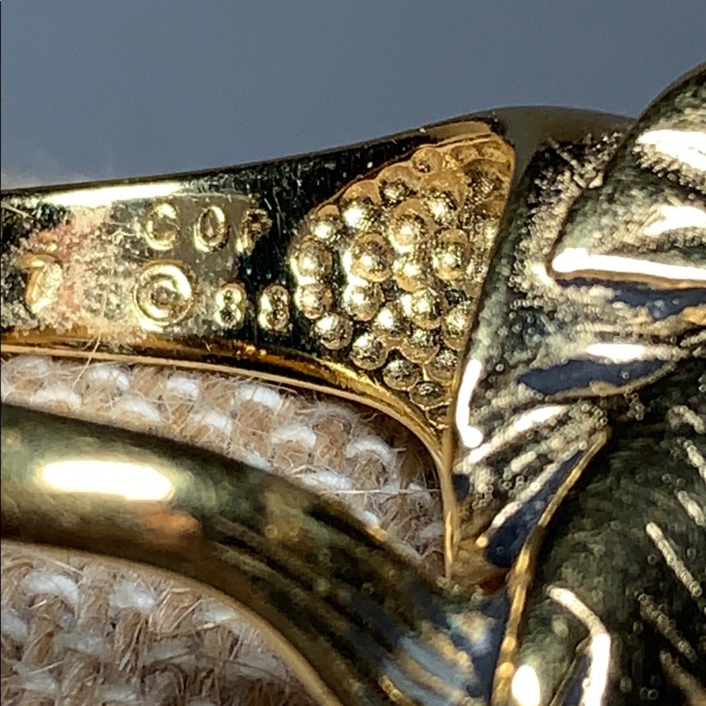Vintage Signed Gold Raised Elephant Ring - Picture 3 of 3